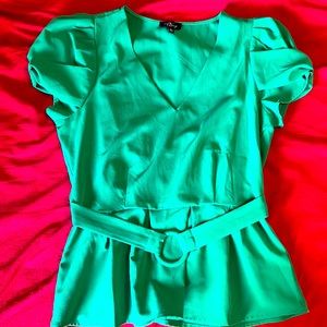 Green puff sleeve shirt